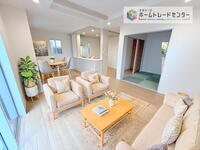 【ブルーミングガーデン】 草加市松江2丁目