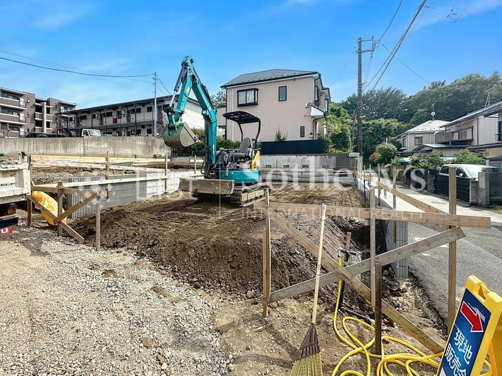 鶴見区下末吉６丁目　新築戸建　全2棟