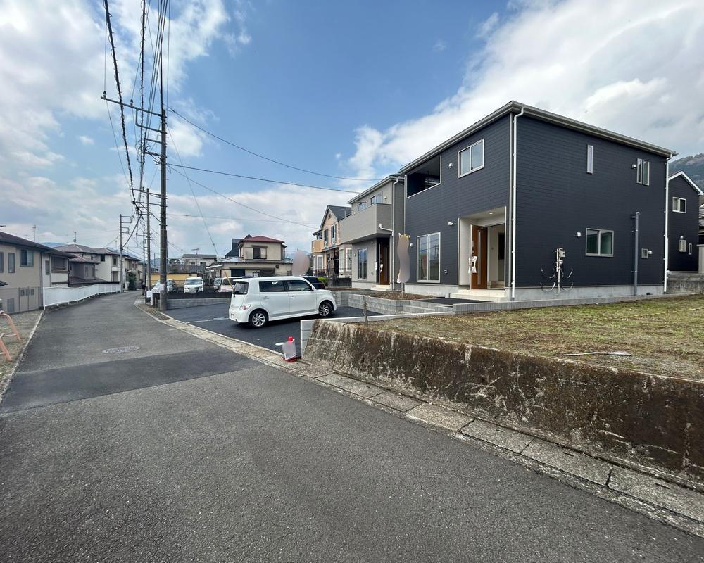 松田庶子（新松田駅） 2280万円・2380万円