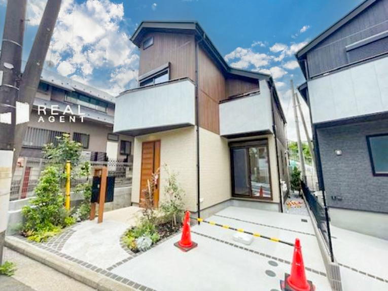 本郷町3丁目　新築2階建て