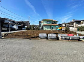 陽当りや通風・現地の雰囲気や周辺道路状況の確認．．．また周辺環境や街並みの様子など、資料には掲載していない情報が現地にはたくさんございます。 是非お気軽にお問い合わせください。