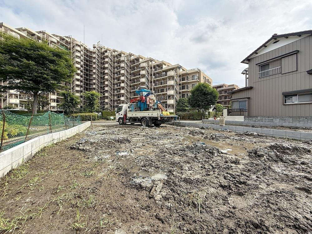 新里町（見沼代親水公園駅） 4290万円～4990万円