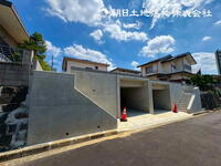 空間をデザイン☆省エネ性能ZEH水準☆駅・商業施設・病院徒歩11分圏内のデザイン住宅