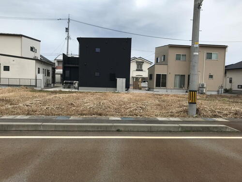 志貴野しらとり台（市民病院前駅） 602万円～713万円