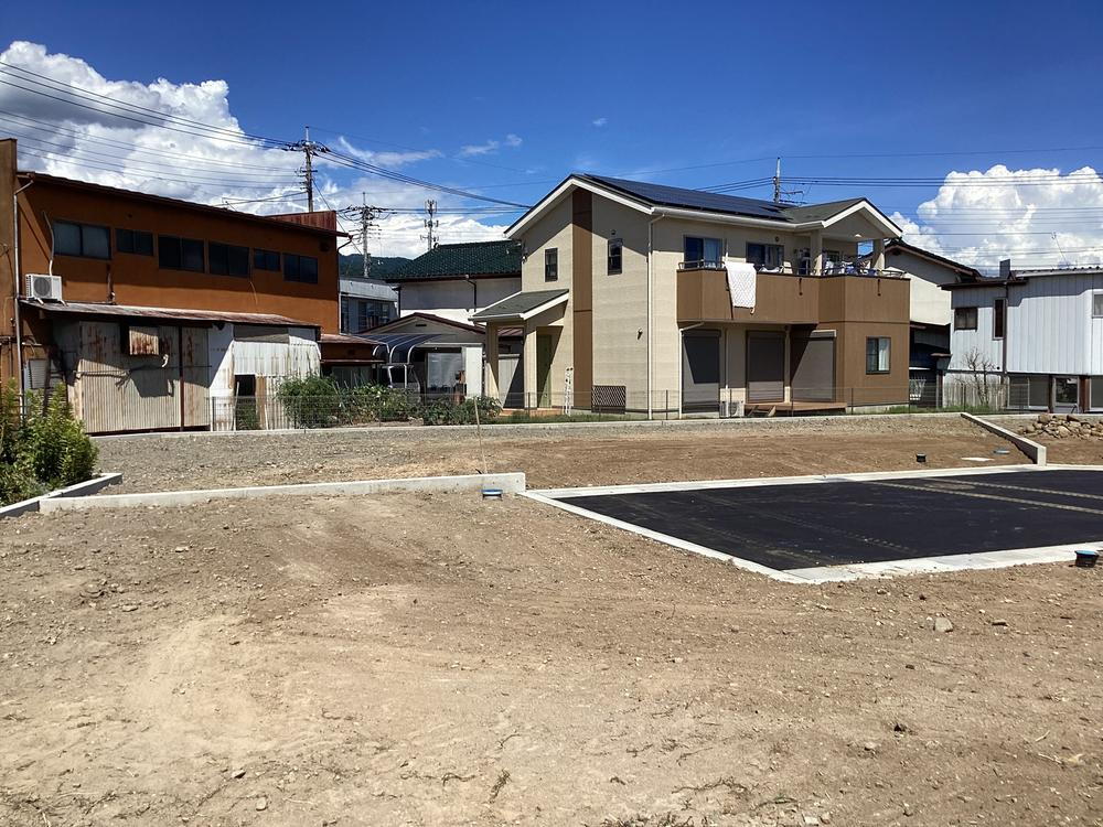 現地