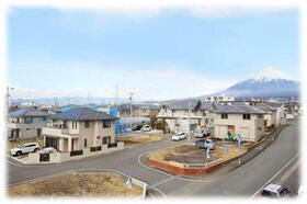 富士を望む街『サントガーデン富士厚原』