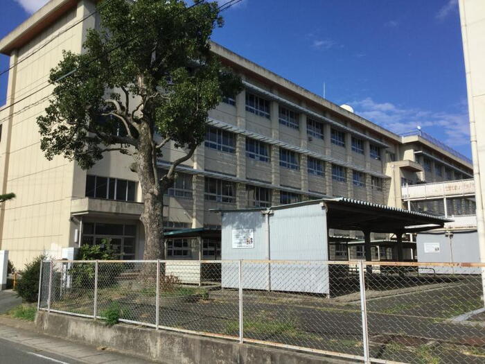 中学校