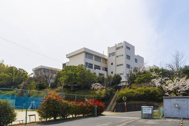 中学校