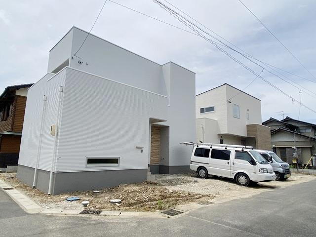 泉東窯町３（土岐市駅） 3198万円～3298万円