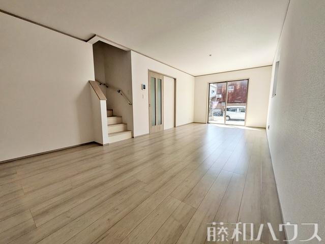 春日井市南花長町2期　全1棟　新築戸建