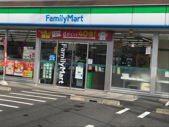 コンビニ