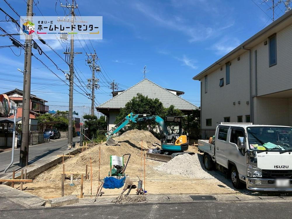 ブルーミングガーデン　弥富市平島町五反割　全１邸