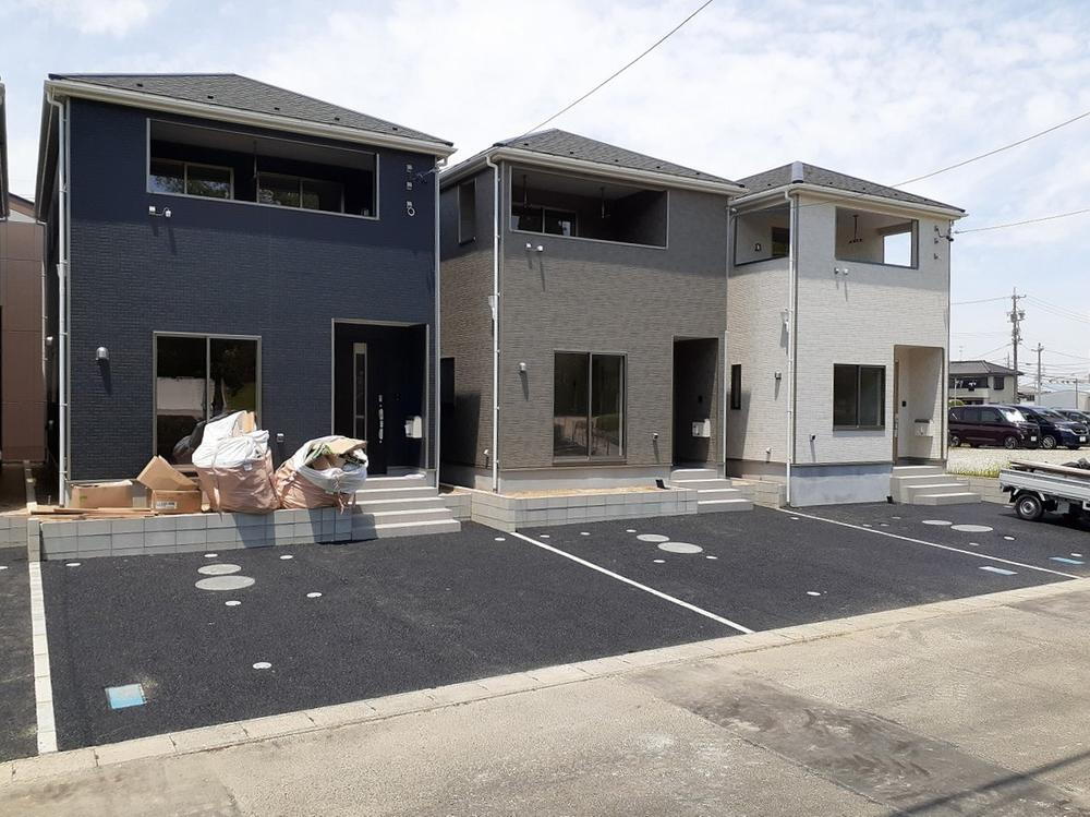 八幡町１（吉浜駅） 2490万円～2890万円