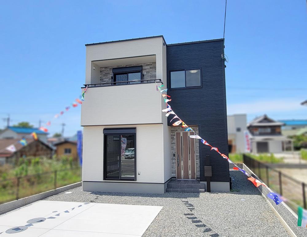 アズマハウス　ライフフィールド直川小学校前