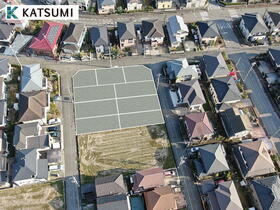 ■KＡＴＳＵＭＩ■パールヒルズ宮下　9区画<BR>落ち着いた住宅街、子育てファミリーにもおすすめです！！<BR>近くには公園もあります♪<BR>同時期入居でご近所付き合いがスムーズに♪