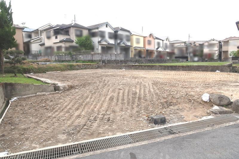 萩原町（南生駒駅） 1080万円・1280万円