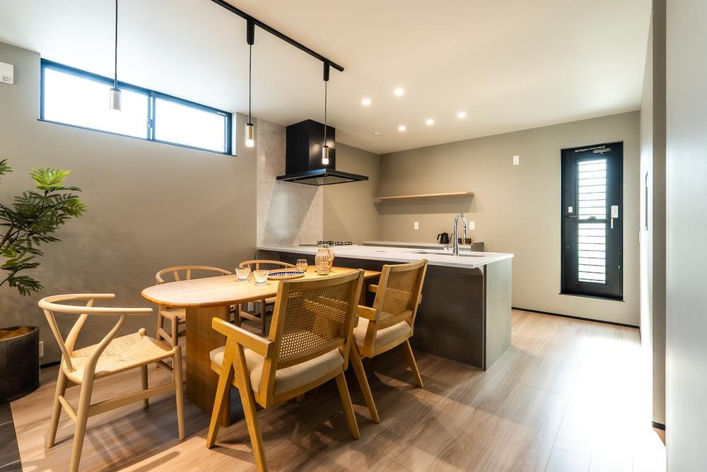建物プラン例（6号地）　MADOBE-Ⅰ<BR>建物価格 2324万円～、建物面積 91.09m<sup>2</sup>