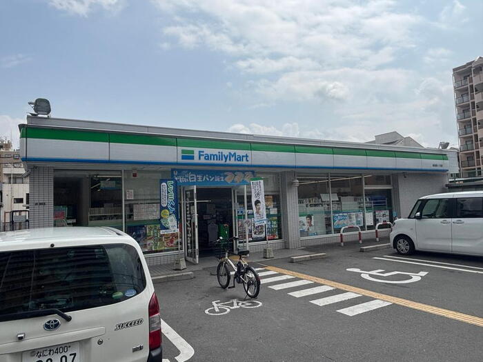コンビニ