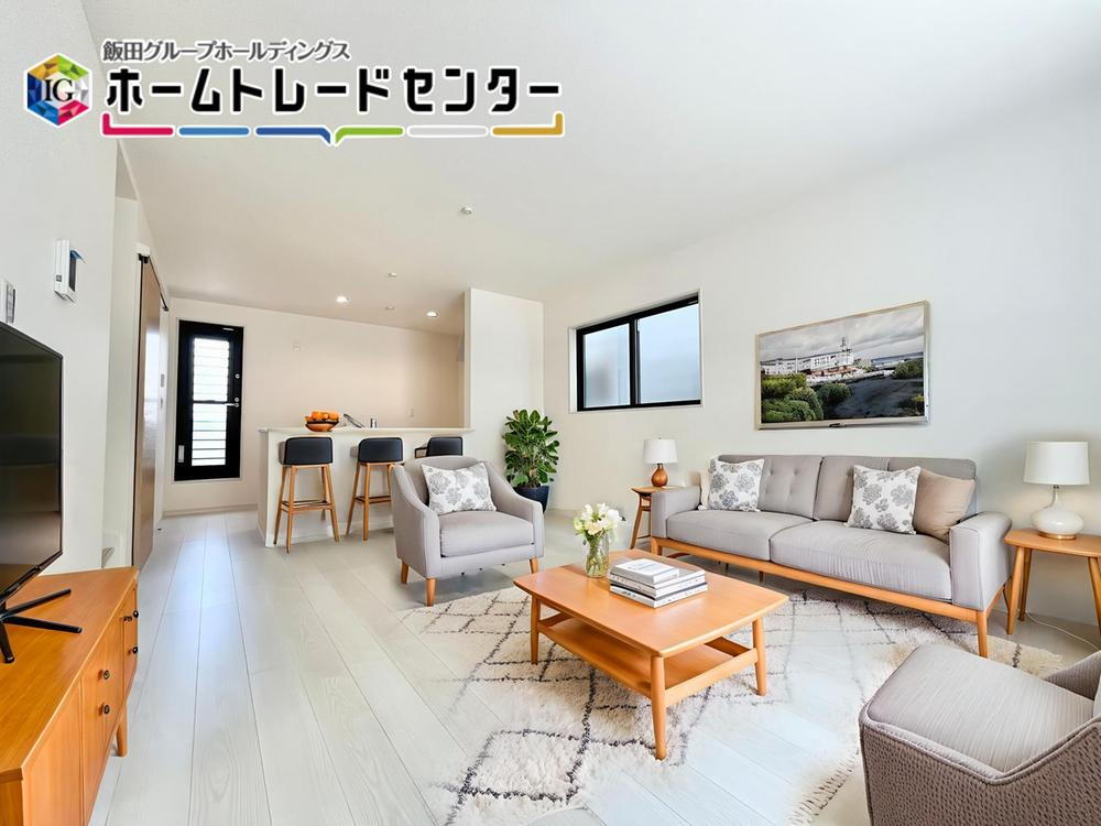 【リーブルガーデン】　　西区上野芝向ヶ丘町2丁