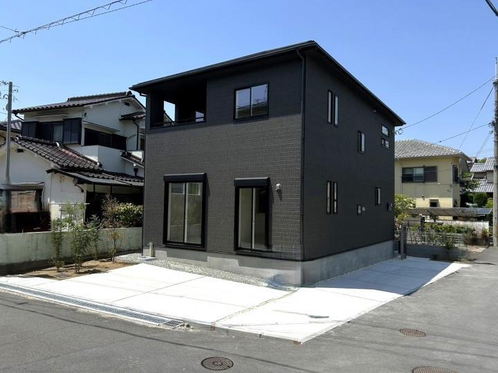 ブルーミングガーデン 奈良市敷島町2丁目1棟