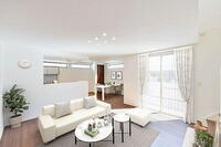 オープンプレイス鈴原町プレシャス