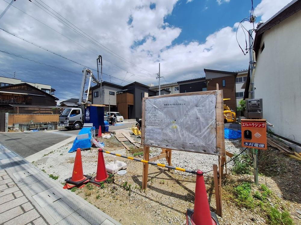 鶏冠井町楓畑（西向日駅） 4095万円・4395万円