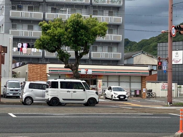 コンビニ