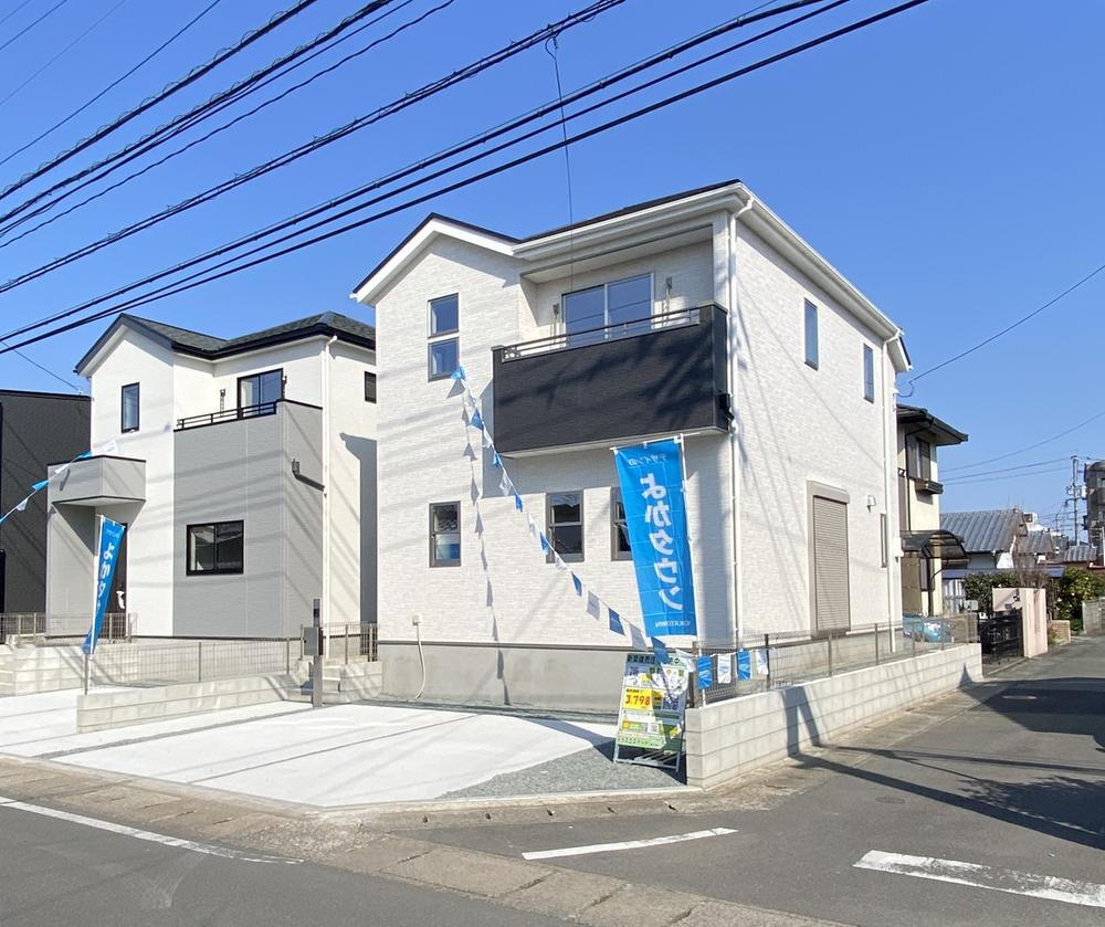 出水７ 3398万円・3498万円