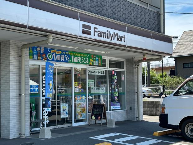 コンビニ