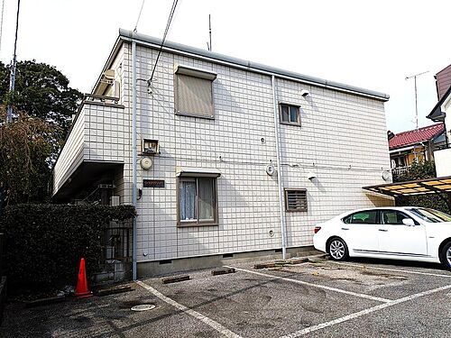 ウィスタリアハイツ