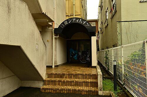 静岡県沼津市白銀町 沼津