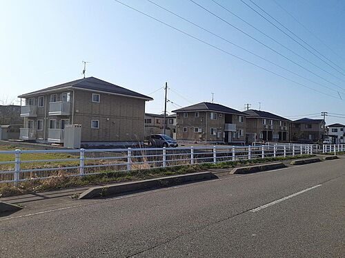 ３棟一括売アパート　柏崎市藤井