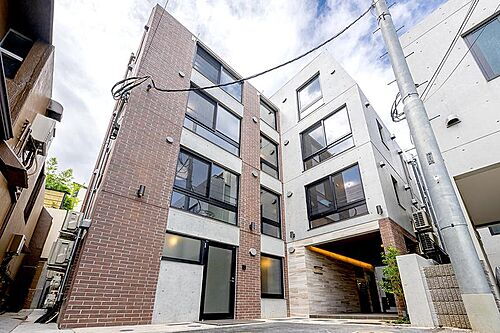 新宿区中落合一丁目築浅ＲＣ一棟マンション