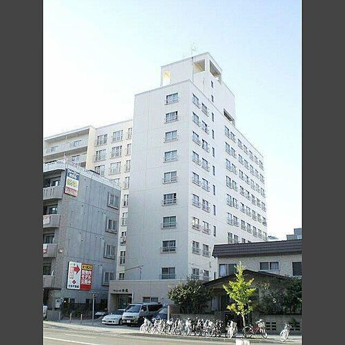北海道札幌市中央区大通西１８丁目 7階