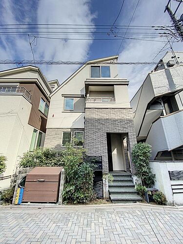 上目黒四丁目戸建て