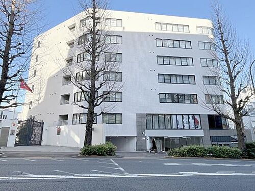 パーク・ノヴァ神宮前１階２階