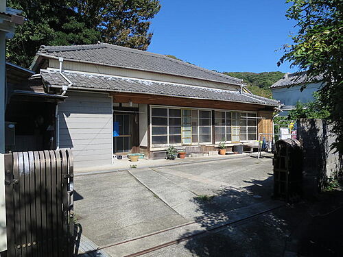 秋谷１丁目　貸家・農家住宅（平屋）