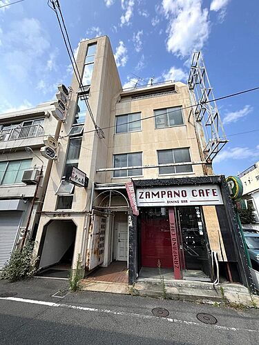 広島県呉市中通４丁目 呉