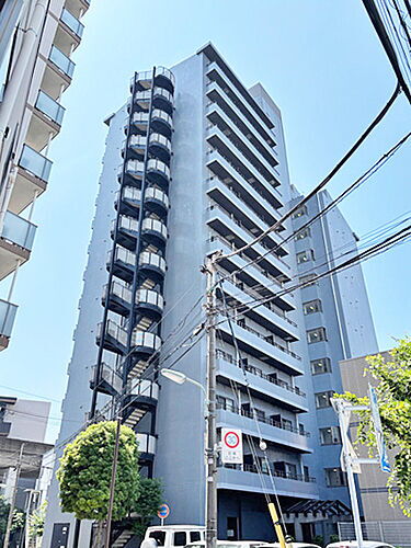 Ｔｅｒｒａｚｚａ　Ｅｓｔ