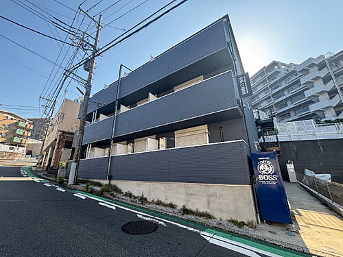 横浜二俣川ＢＬＵＥＨＯＵＳＥ