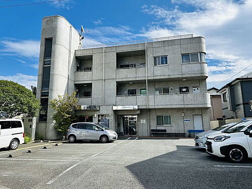 長坂２丁目住宅付きビル