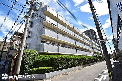 メゾン・ド・プリエール