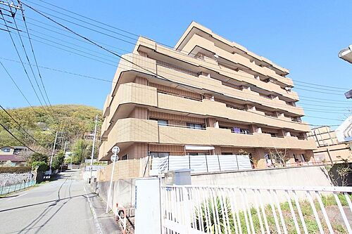 ドエル湯村山