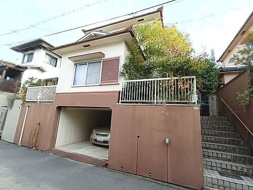 高槻市安岡寺町１丁目　中古一戸建（オーナーチェンジ）