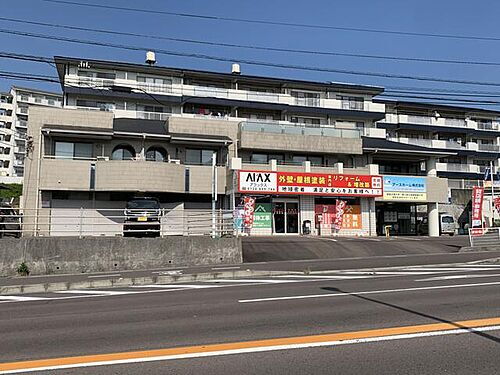 さぬき市　志度　（志度駅）　の売店舗付住宅