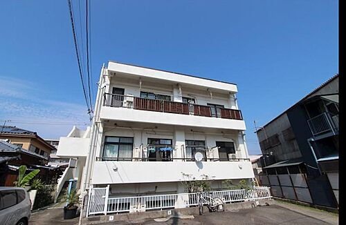 茅ヶ崎市赤松町一棟マンション
