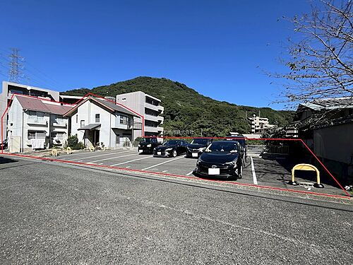 ハイツストゥレイト（駐車場つき賃貸アパート）賃貸戸建て