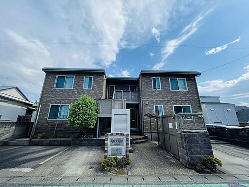 エミーズコート