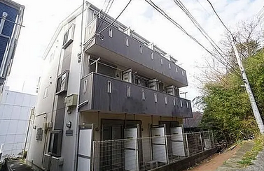 横須賀市　一棟アパート　－利回り９％－