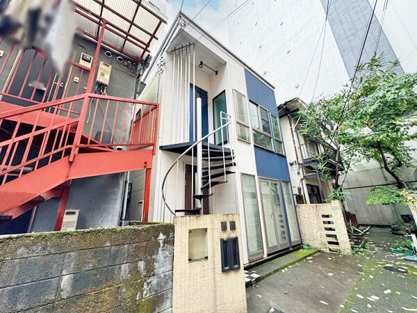戸建賃貸　東京都新宿区市谷本村町　１億８００万
